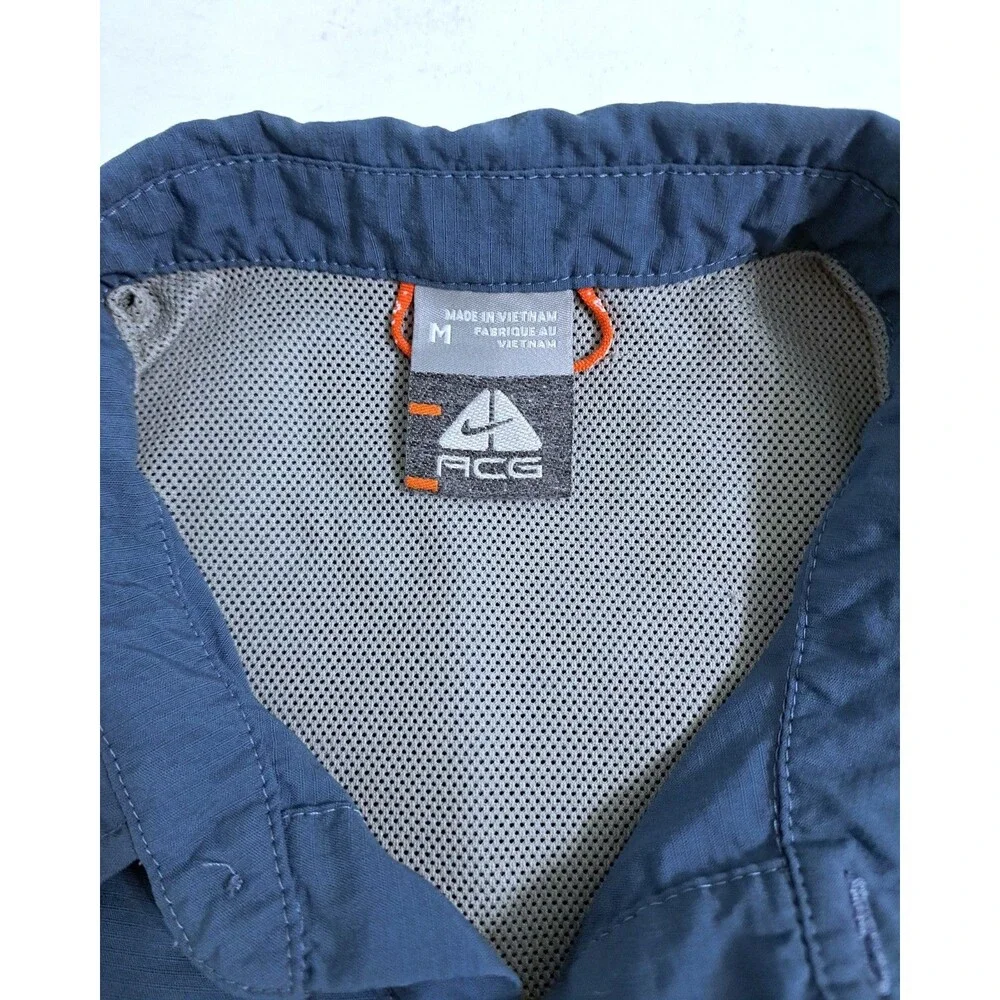Nike ACG Men's Medium Outdoor Fishing Trail Hike Boating Shirt Blue Button Nylon